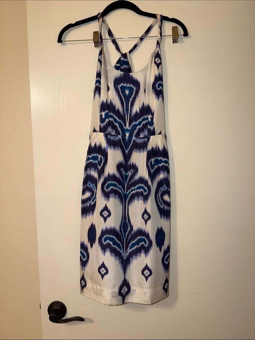 Banana republic White silk Dress with Blue Ikat Print and pockets